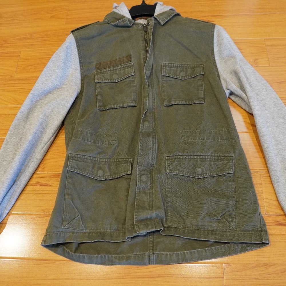 H&M Green/Gray Zip Up - Large